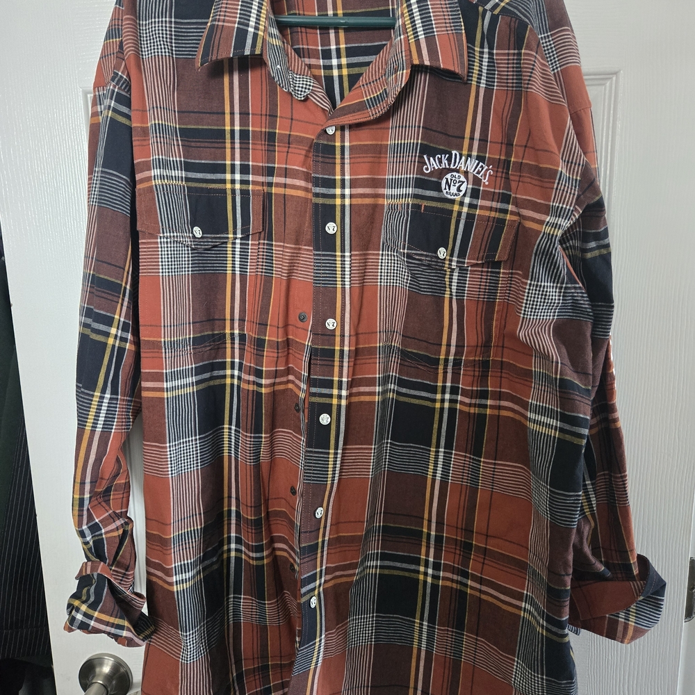 Jack Daniels Rust Plaid Long-Sleeve Button-Up Shirt